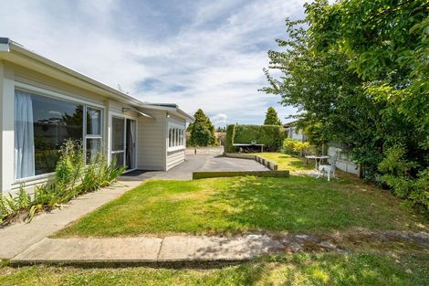 Photo of property in 2 Pentland Street, Karitane, Waikouaiti, 9471