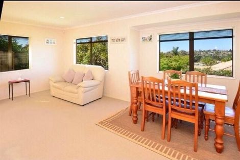 Photo of property in 21 Fulmar Way, Unsworth Heights, Auckland, 0632
