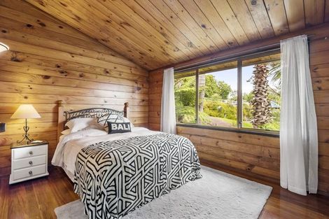 Photo of property in 105 Kia Ora Road, Beach Haven, Auckland, 0626