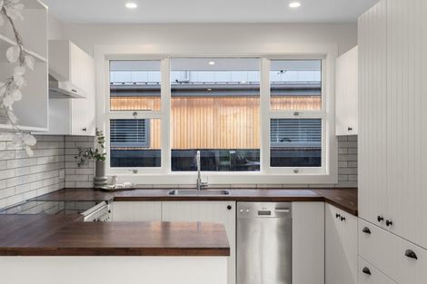 Photo of property in 40 Torquay Place, Bryndwr, Christchurch, 8053