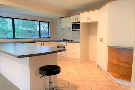 Photo of property in 13b Crystal Avenue, Glendene, Auckland, 0602