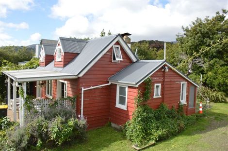 Photo of property in 11 Bruce Terrace, Akaroa, 7520