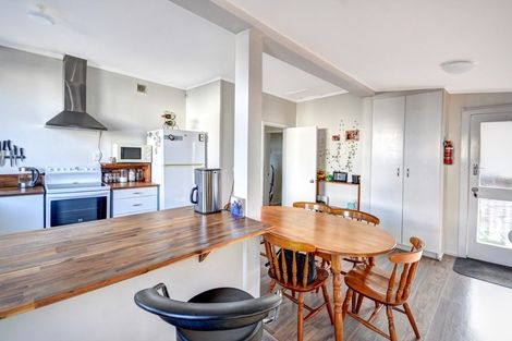 Photo of property in 37 Chaucer Street, Milton, 9220