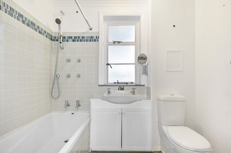 Photo of property in Nissen Court, 11g Hawker Street, Mount Victoria, Wellington, 6011