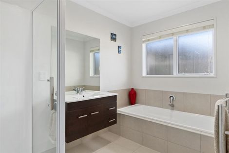 Photo of property in 4 Westburn Place, Prebbleton, 7604