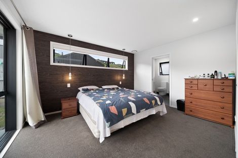 Photo of property in 1 Ashenhurst Way, Lower Shotover, Queenstown, 9304