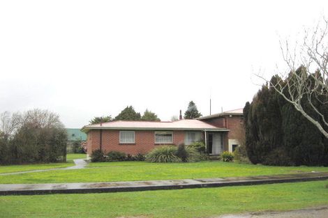 Photo of property in 15 Morton Street, Edendale, 9825