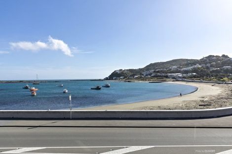 Photo of property in 3/222 The Esplanade, Island Bay, Wellington, 6023