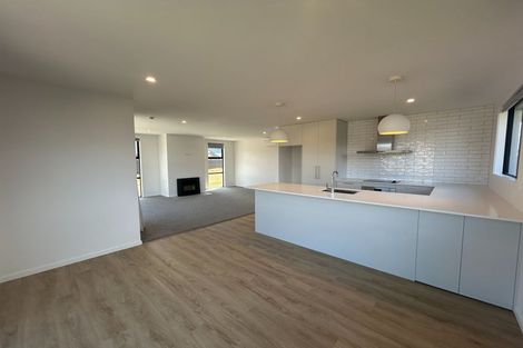 Photo of property in 6 Barton Street, Lake Hawea, 9382