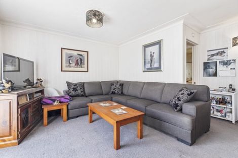 Photo of property in 2/19 Alfriston Road, Manurewa East, Auckland, 2102