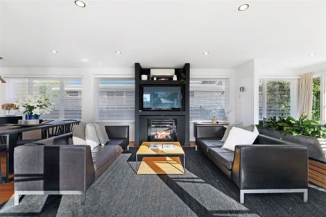 Photo of property in 141 Packe Street, Edgeware, Christchurch, 8013