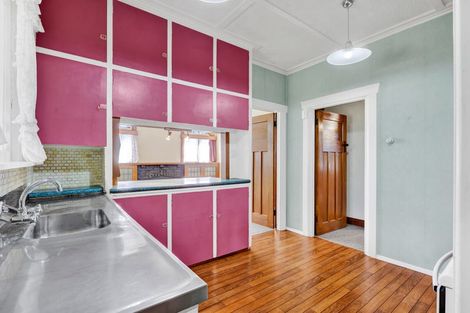 Photo of property in 36 Percy Avenue, Stratford, 4332