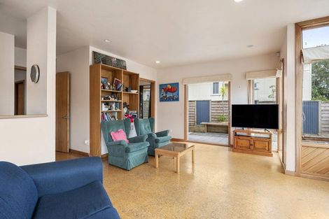 Photo of property in 28 Marine Parade, Mellons Bay, Auckland, 2014
