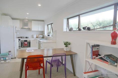 Photo of property in 2/28 Priestley Drive, Bucklands Beach, Auckland, 2014
