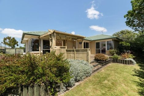 Photo of property in 27 Mahonia Place, Pyes Pa, Tauranga, 3112