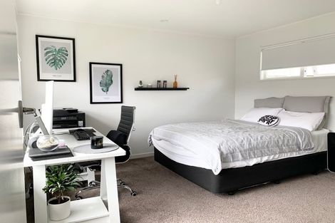 Photo of property in 1/35 Orams Road, Hillpark, Auckland, 2102