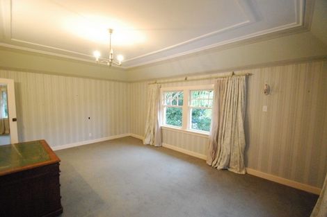 Photo of property in 19 Fitzherbert Terrace, Thorndon, Wellington, 6011