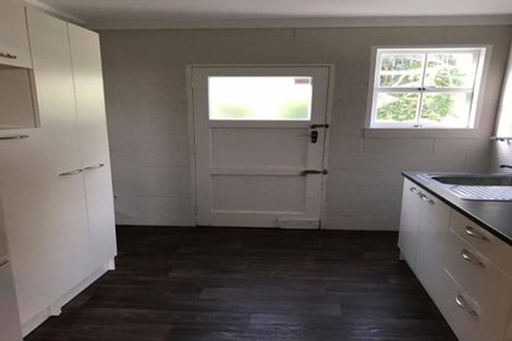 Photo of property in 142 Ti Rakau Drive, Pakuranga, Auckland, 2010