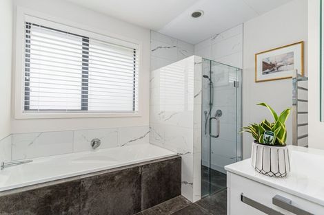 Photo of property in 8 Lancewood Avenue, Feilding, 4702