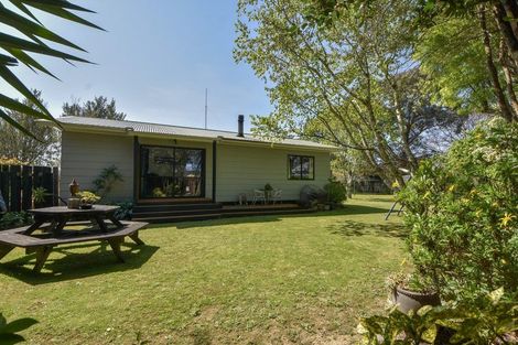 Photo of property in 9 Baillie Crescent, Carterton, 5713