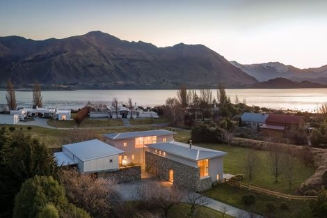 Photo of property in 23 Waimana Place, Wanaka, 9305