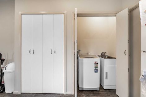 Photo of property in 124 Newcastle Street, Windsor, Invercargill, 9810