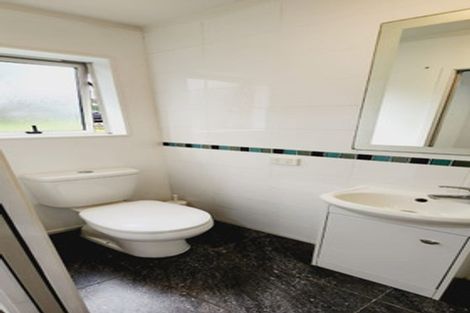 Photo of property in 100 Spinella Drive, Bayview, Auckland, 0629