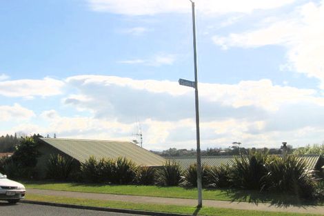 Photo of property in 60 Carlton Street, Bellevue, Tauranga, 3110