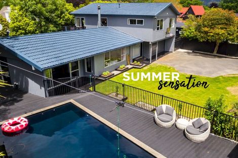 Photo of property in 21 Barton Road, Heretaunga, Upper Hutt, 5018