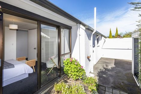 Photo of property in 2/6 Ashfield Place, Ilam, Christchurch, 8041