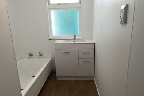 Photo of property in 9 Chelwood Street, Takaro, Palmerston North, 4412