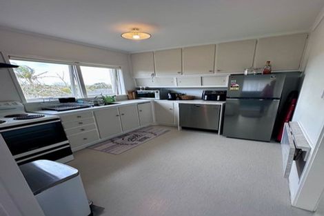 Photo of property in 2/38 Knightsbridge Drive, Forrest Hill, Auckland, 0620