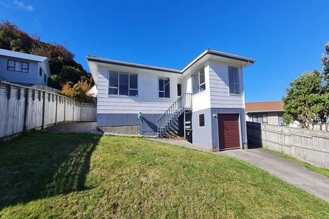 Photo of property in 60 Percy Dyett Drive, Karori, Wellington, 6012