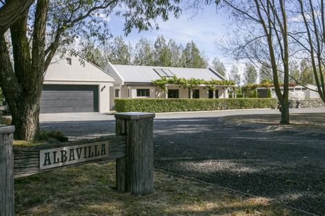 Photo of property in 104 Oxford Street, Martinborough, 5711