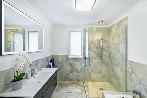 Photo of property in 42 Castellina Drive, Karaka, Papakura, 2113