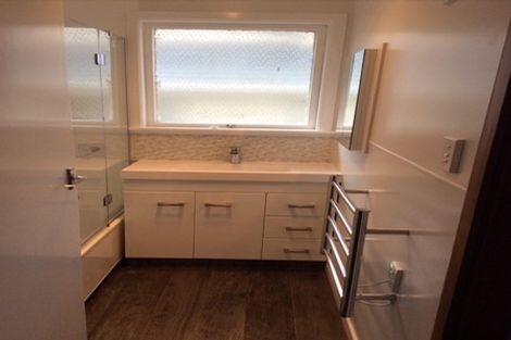 Photo of property in 3/71 Mount Smart Road, Onehunga, Auckland, 1061
