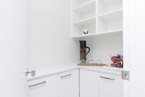 Photo of property in 34 Lisle Farm Drive, Pukekohe, 2120