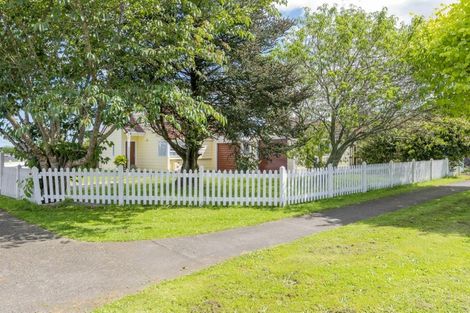 Photo of property in 2 Waimarie Park, Levin, 5510