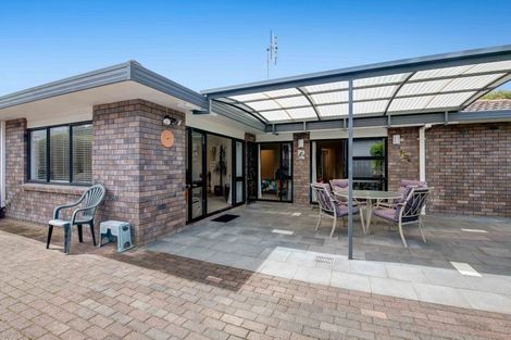 Photo of property in 9 Crampton Court, Orewa, 0931