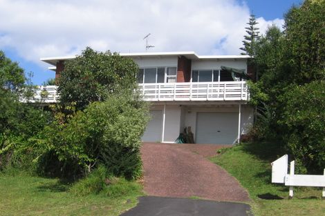 Photo of property in 47 Aotearoa Terrace, Murrays Bay, Auckland, 0630