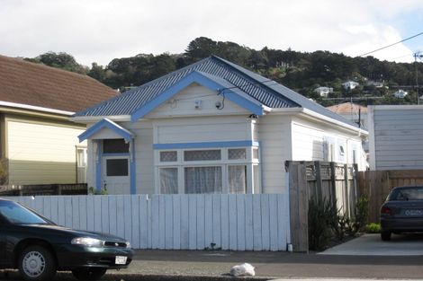 Photo of property in 4 Yule Street, Kilbirnie, Wellington, 6022