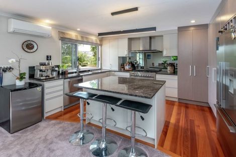 Photo of property in 19 Judkins Crescent, Cockle Bay, Auckland, 2014