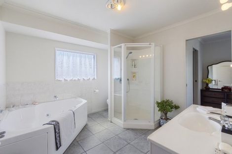 Photo of property in 29 Carnoustie Drive, Wattle Downs, Auckland, 2103