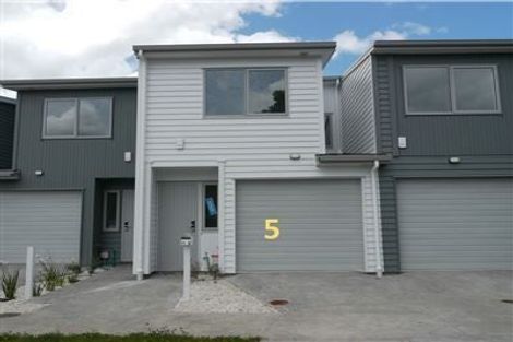 Photo of property in 11e Reid Road, New Lynn, Auckland, 0600
