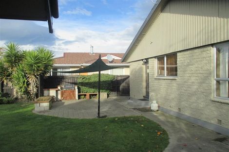 Photo of property in 61 Charnwood Crescent, Bishopdale, Christchurch, 8051