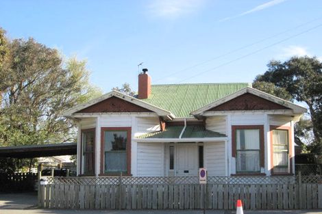 Photo of property in 49 Carlton Avenue, Gonville, Whanganui, 4501