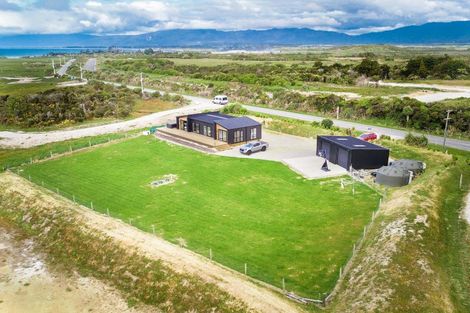 Photo of property in 1010 Cape Foulwind Road, Cape Foulwind, Westport, 7892