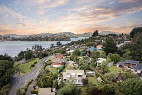 Photo of property in 4 District Road, Roseneath, Port Chalmers, 9023