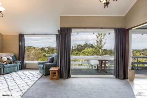 Photo of property in 21 Makepiece Place, Chatswood, Auckland, 0626