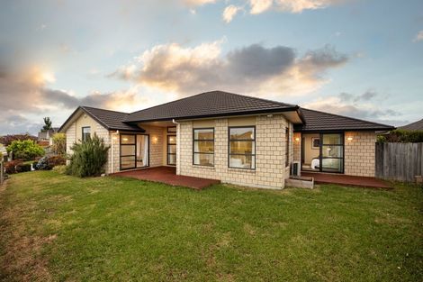 Photo of property in 19 Piwakawaka Court, Rototuna North, Hamilton, 3210